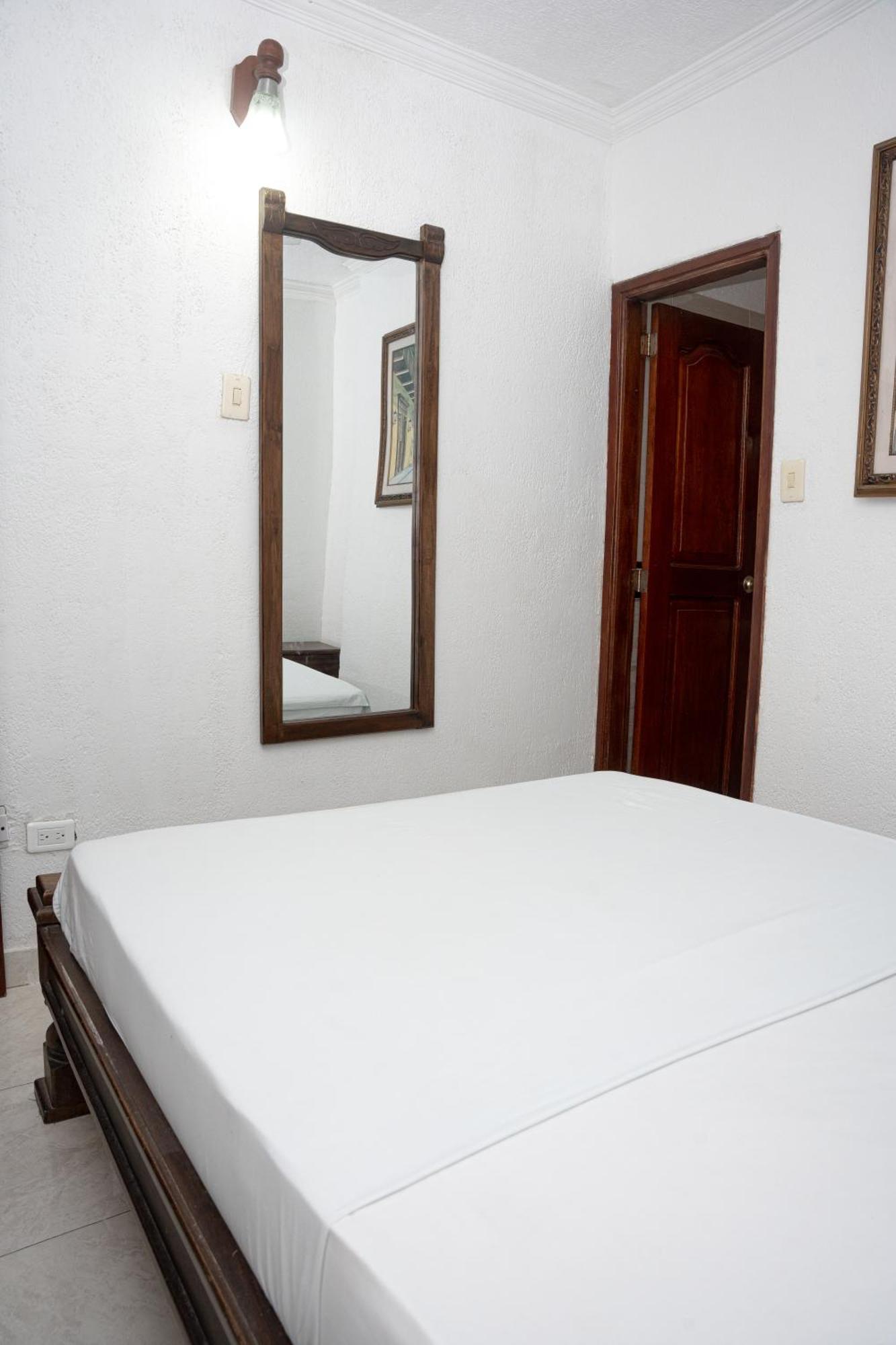 Hotel Med Cartagena Exterior photo